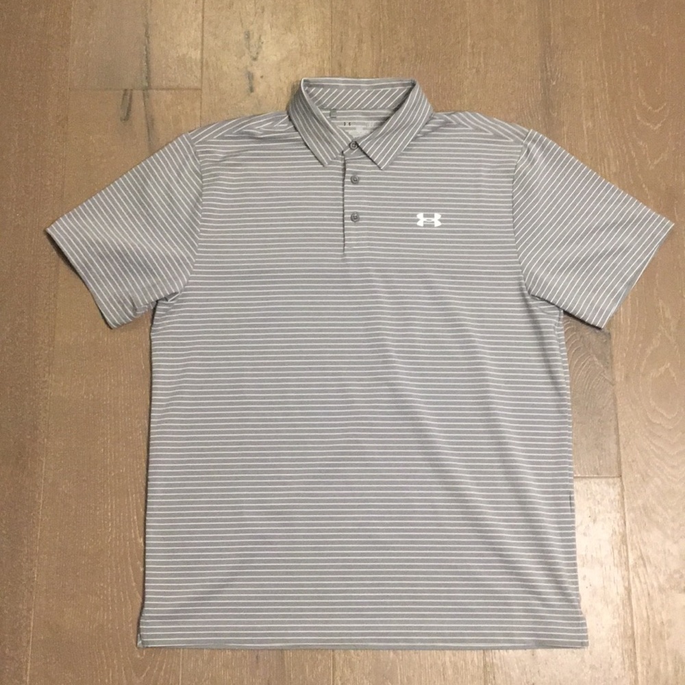 Under Armor loose golf shirt heat gear. Size large